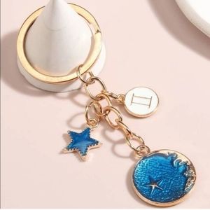 🆕️ GEMINI Birthday Sign Astrology Keychain Purse Charm ~ Gift Affordable